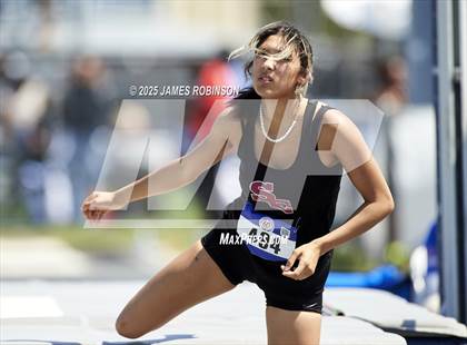 Thumbnail 2 in Bob Hayes Invitational (High Jump) photogallery.
