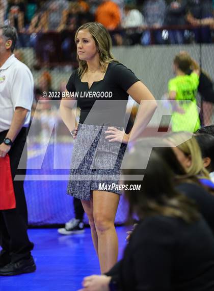 Thumbnail 3 in Eaton vs. Platte Valley (CHSAA 3A State Championships Semifinal) photogallery.