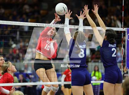 Thumbnail 1 in Eaton vs. Platte Valley (CHSAA 3A State Championships Semifinal) photogallery.