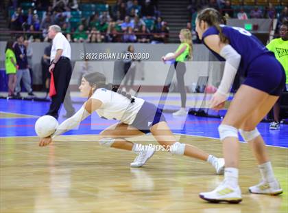 Thumbnail 1 in Eaton vs. Platte Valley (CHSAA 3A State Championships Semifinal) photogallery.