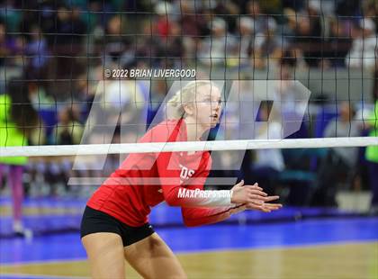 Thumbnail 2 in Eaton vs. Platte Valley (CHSAA 3A State Championships Semifinal) photogallery.