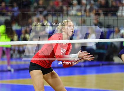 Thumbnail 3 in Eaton vs. Platte Valley (CHSAA 3A State Championships Semifinal) photogallery.