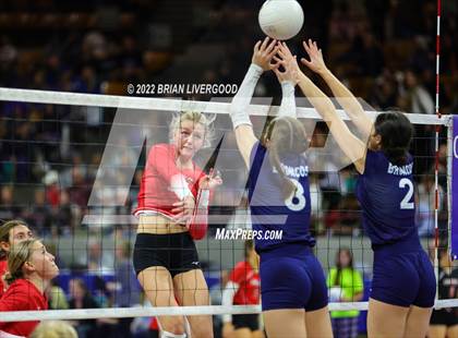Thumbnail 2 in Eaton vs. Platte Valley (CHSAA 3A State Championships Semifinal) photogallery.