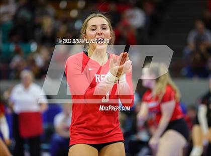 Thumbnail 3 in Eaton vs. Platte Valley (CHSAA 3A State Championships Semifinal) photogallery.