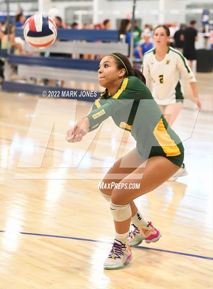 Thumbnail 2 in Horizon vs. South Anchorage (Nike TOC Southwest) photogallery.