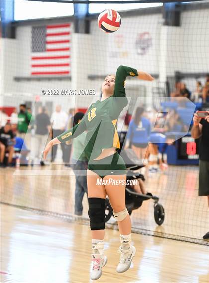 Thumbnail 2 in Horizon vs. South Anchorage (Nike TOC Southwest) photogallery.