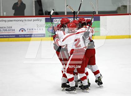 Thumbnail 3 in Regis Jesuit vs. Dakota Ridge (CHSAA Playoff Round 3) photogallery.