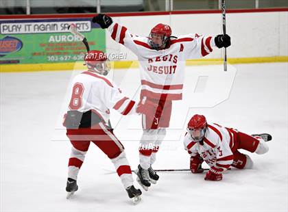 Thumbnail 3 in Regis Jesuit vs. Dakota Ridge (CHSAA Playoff Round 3) photogallery.