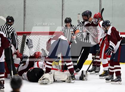 Thumbnail 1 in Regis Jesuit vs. Dakota Ridge (CHSAA Playoff Round 3) photogallery.