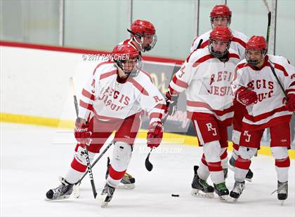 Thumbnail 1 in Regis Jesuit vs. Dakota Ridge (CHSAA Playoff Round 3) photogallery.