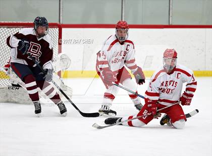 Thumbnail 2 in Regis Jesuit vs. Dakota Ridge (CHSAA Playoff Round 3) photogallery.