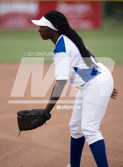 Thumbnail 3 in West Laurens vs Veterans  photogallery.