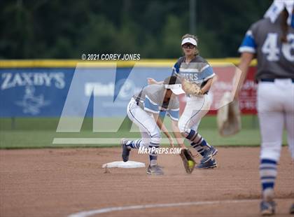 Thumbnail 1 in West Laurens vs Veterans  photogallery.