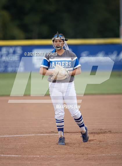 Thumbnail 3 in West Laurens vs Veterans  photogallery.