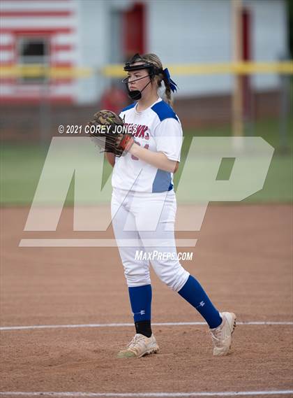 Thumbnail 1 in West Laurens vs Veterans  photogallery.
