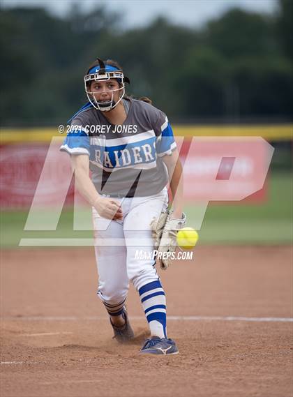 Thumbnail 2 in West Laurens vs Veterans  photogallery.