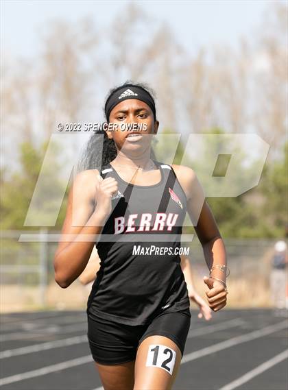 Thumbnail 3 in Clash of the Carolinas photogallery.
