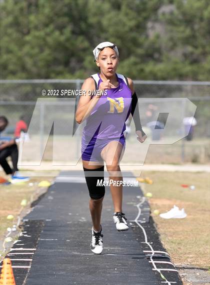 Thumbnail 3 in Clash of the Carolinas photogallery.