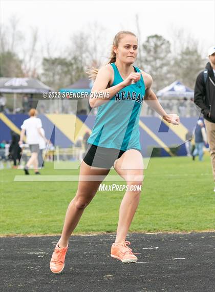 Thumbnail 3 in Clash of the Carolinas photogallery.