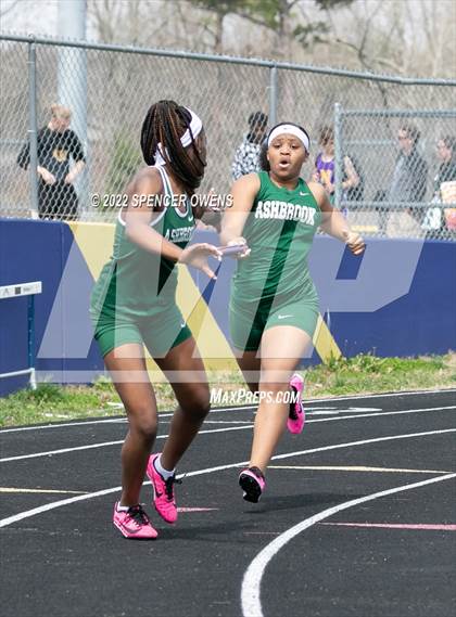 Thumbnail 3 in Clash of the Carolinas photogallery.