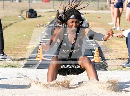 Thumbnail 2 in Clash of the Carolinas photogallery.