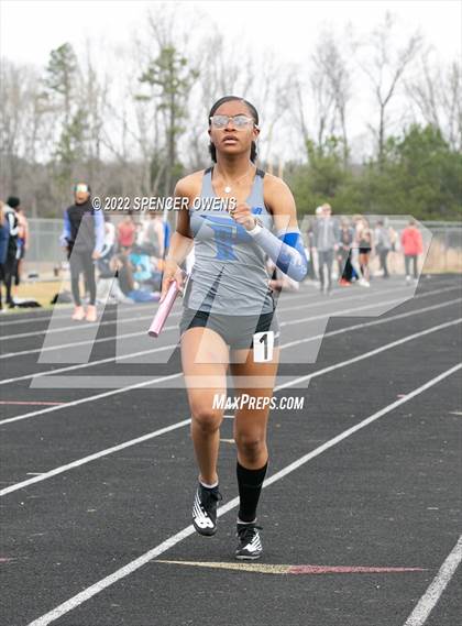 Thumbnail 3 in Clash of the Carolinas photogallery.
