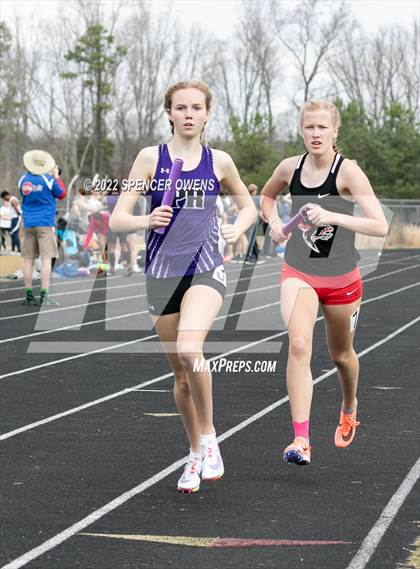 Thumbnail 3 in Clash of the Carolinas photogallery.
