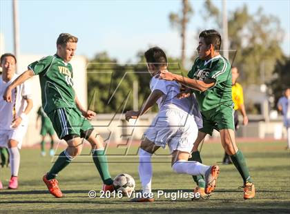 Thumbnail 3 in Blair @ La Canada photogallery.