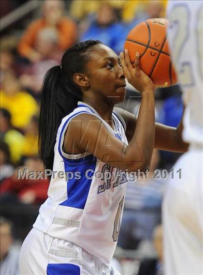 Thumbnail 2 in Reading Central Catholic vs. Steelton-Highspire (D3 Class A Final) photogallery.