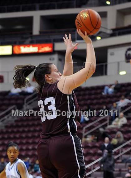 Thumbnail 1 in Reading Central Catholic vs. Steelton-Highspire (D3 Class A Final) photogallery.