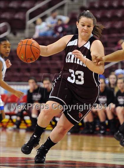 Thumbnail 2 in Reading Central Catholic vs. Steelton-Highspire (D3 Class A Final) photogallery.