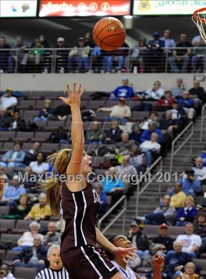 Thumbnail 1 in Reading Central Catholic vs. Steelton-Highspire (D3 Class A Final) photogallery.