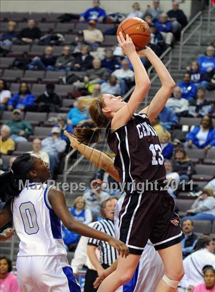 Thumbnail 1 in Reading Central Catholic vs. Steelton-Highspire (D3 Class A Final) photogallery.