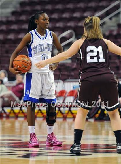 Thumbnail 3 in Reading Central Catholic vs. Steelton-Highspire (D3 Class A Final) photogallery.