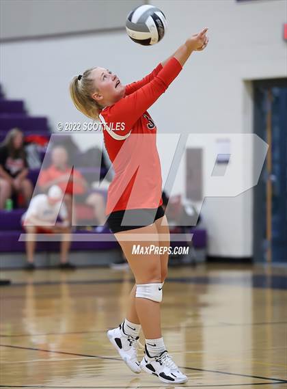 Thumbnail 1 in Canal Winchester vs Liberty Union (Bloom-Carroll Preview) photogallery.