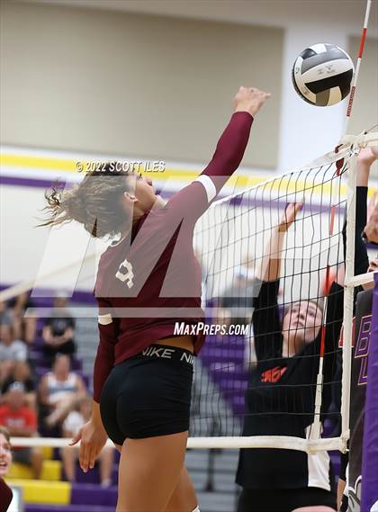 Thumbnail 3 in Canal Winchester vs Liberty Union (Bloom-Carroll Preview) photogallery.