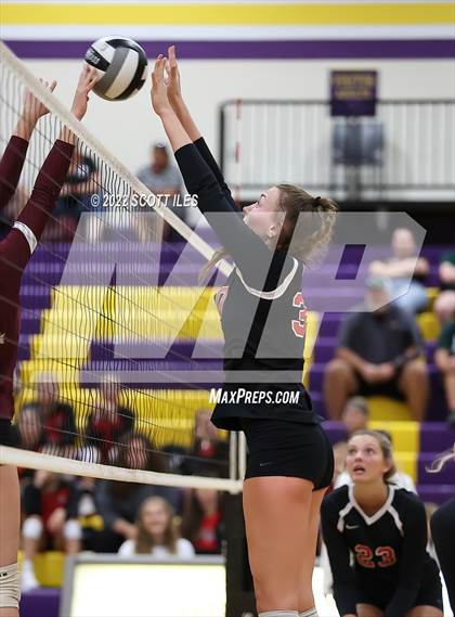 Thumbnail 3 in Canal Winchester vs Liberty Union (Bloom-Carroll Preview) photogallery.