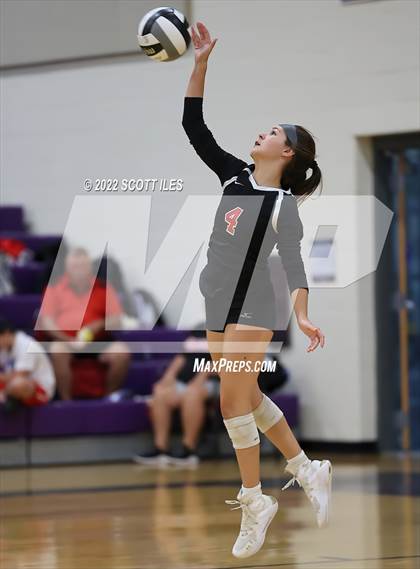 Thumbnail 2 in Canal Winchester vs Liberty Union (Bloom-Carroll Preview) photogallery.