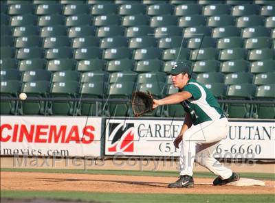 Thumbnail 3 in Hutto vs. Taylor (Texas 3A Regional Final) photogallery.