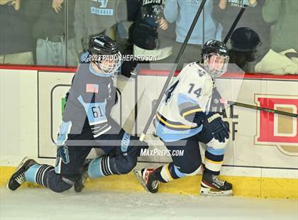 Thumbnail 3 in Valor Christian vs. Ralston Valley (CHSAA 5A final) photogallery.