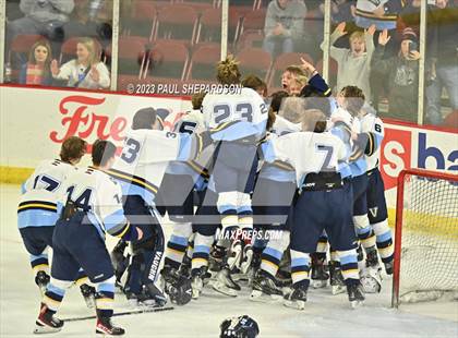 Thumbnail 2 in Valor Christian vs. Ralston Valley (CHSAA 5A final) photogallery.