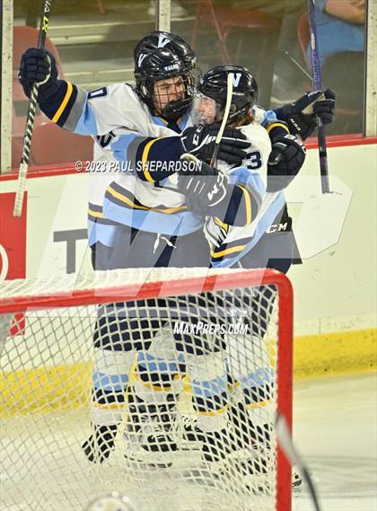 Thumbnail 2 in Valor Christian vs. Ralston Valley (CHSAA 5A final) photogallery.