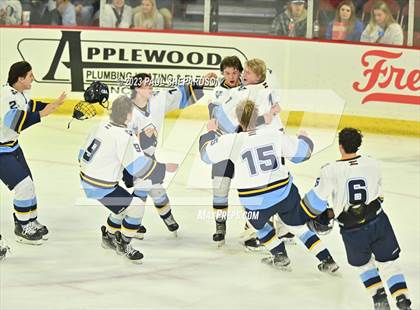Thumbnail 2 in Valor Christian vs. Ralston Valley (CHSAA 5A final) photogallery.