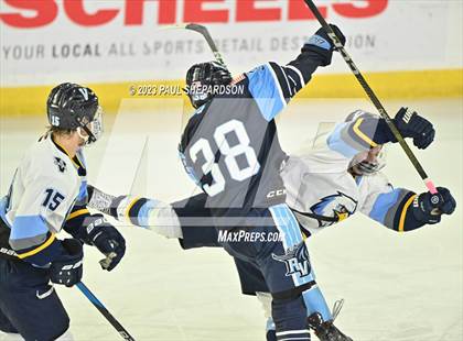Thumbnail 2 in Valor Christian vs. Ralston Valley (CHSAA 5A final) photogallery.