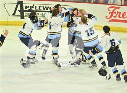 Thumbnail 3 in Valor Christian vs. Ralston Valley (CHSAA 5A final) photogallery.