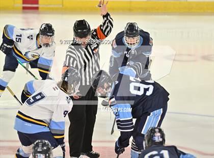 Thumbnail 1 in Valor Christian vs. Ralston Valley (CHSAA 5A final) photogallery.