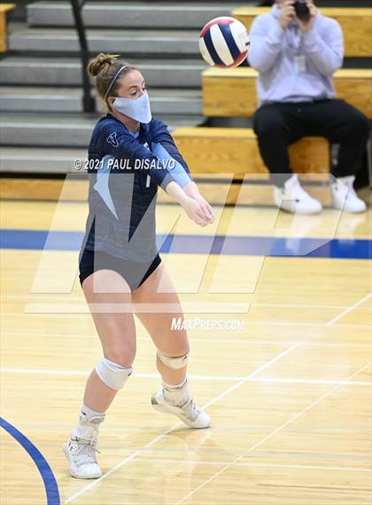 Thumbnail 1 in Broomfield vs. Valor Christian (CHSAA 5A Region 5) photogallery.