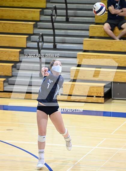 Thumbnail 1 in Broomfield vs. Valor Christian (CHSAA 5A Region 5) photogallery.