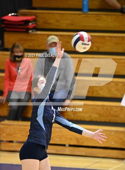 Thumbnail 2 in Broomfield vs. Valor Christian (CHSAA 5A Region 5) photogallery.