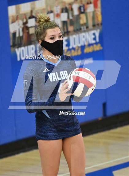Thumbnail 3 in Broomfield vs. Valor Christian (CHSAA 5A Region 5) photogallery.